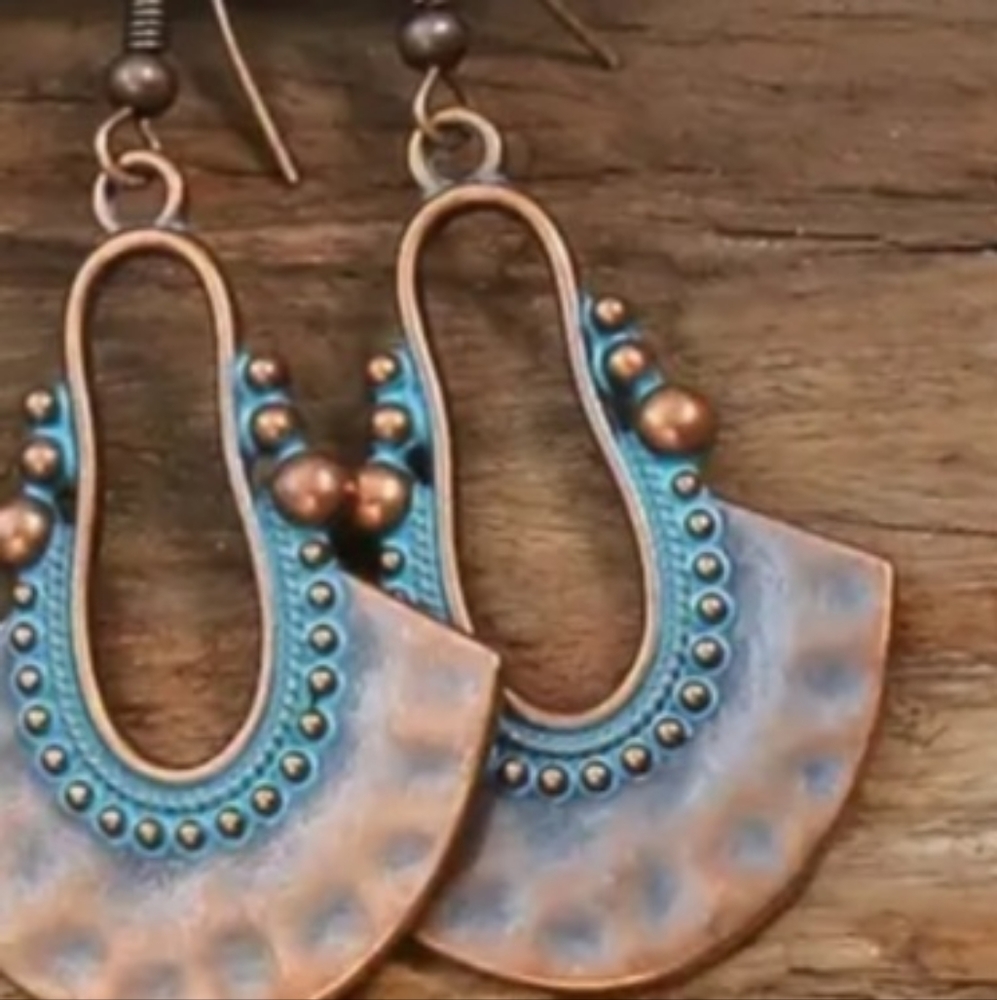 Bronze Vintage Style Dangle Earrings. NWT. Fast Ship. 4,000 Items Sold!